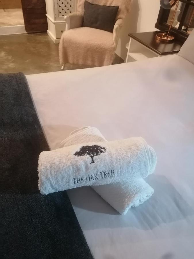 The Oak Treehouse Bnb Queenstown Esterno foto