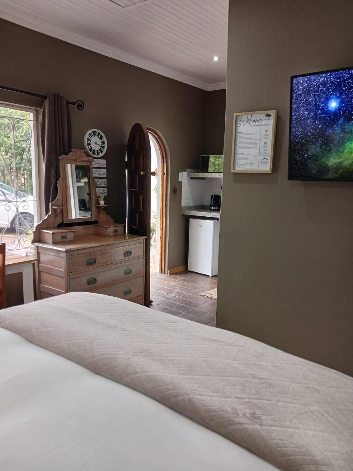 The Oak Treehouse Bnb Queenstown Esterno foto